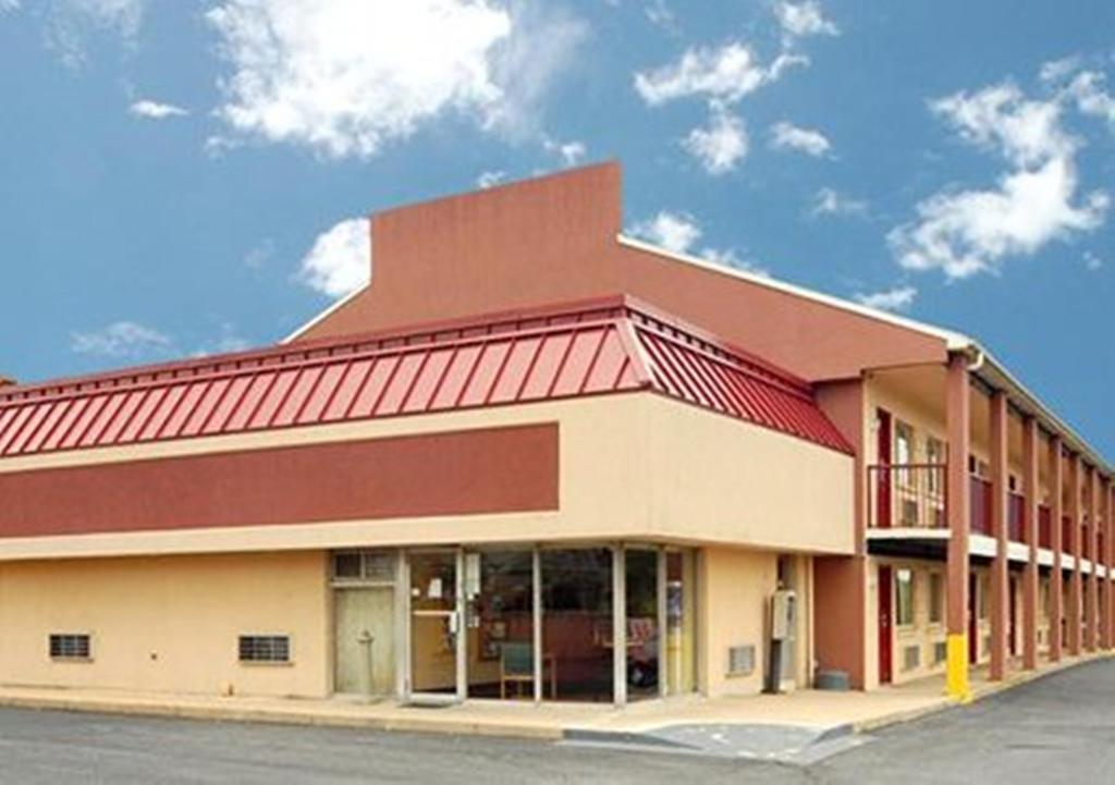 Econo Lodge Northeast Reading Exterior foto