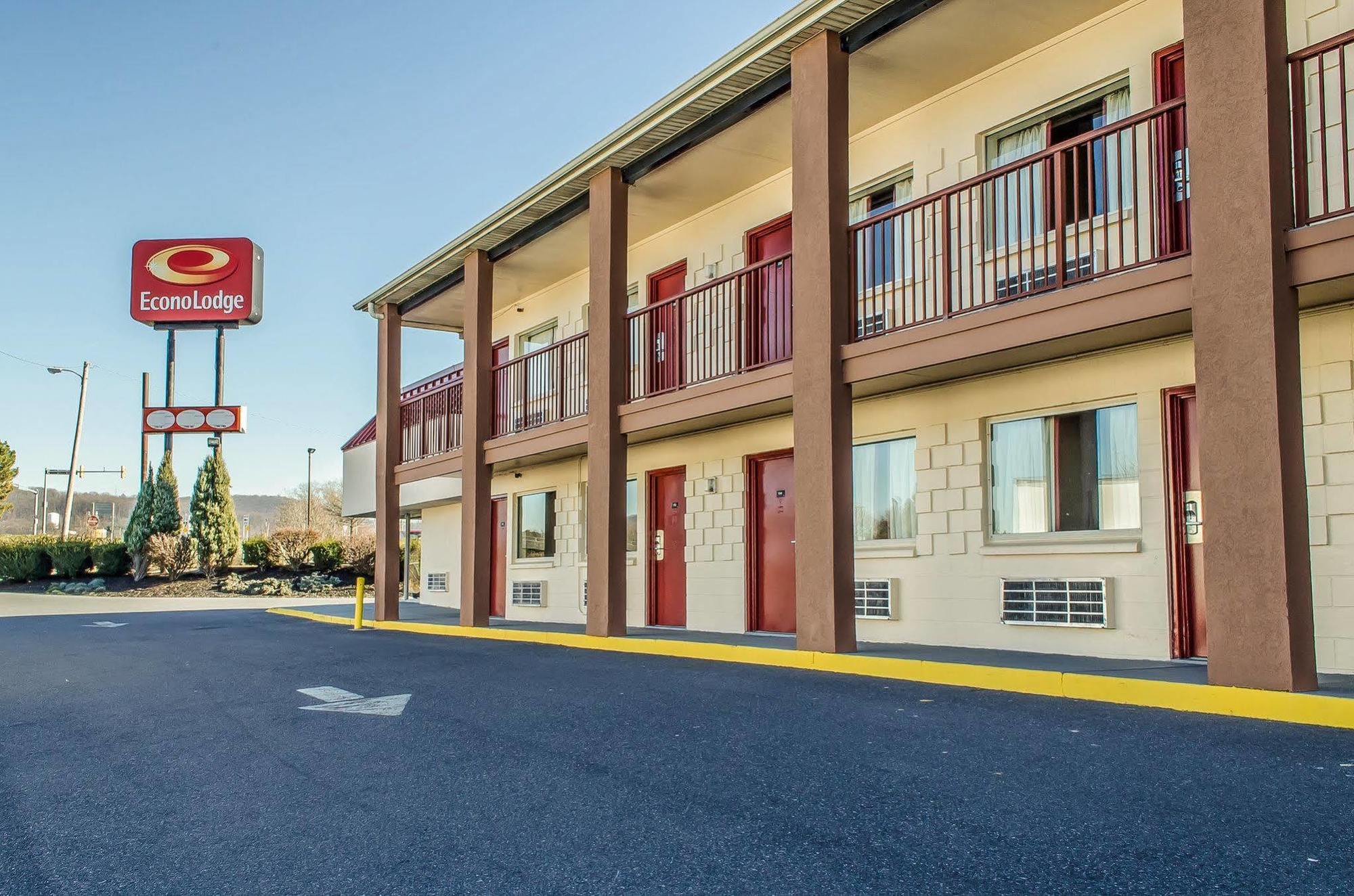 Econo Lodge Northeast Reading Exterior foto